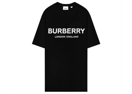 BURB3RRY LONDON ENGLAND T-SHIRT (PRE-OWNED) GREAT CONDITION