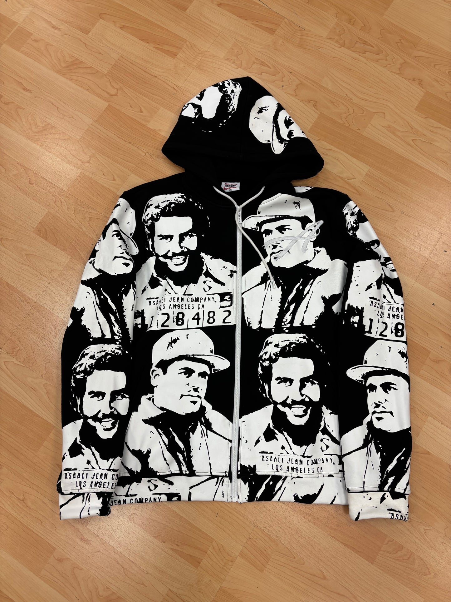 ASAALI OREO CARTEL ZIP UP (PRE-OWNED) GREAT CONDITION