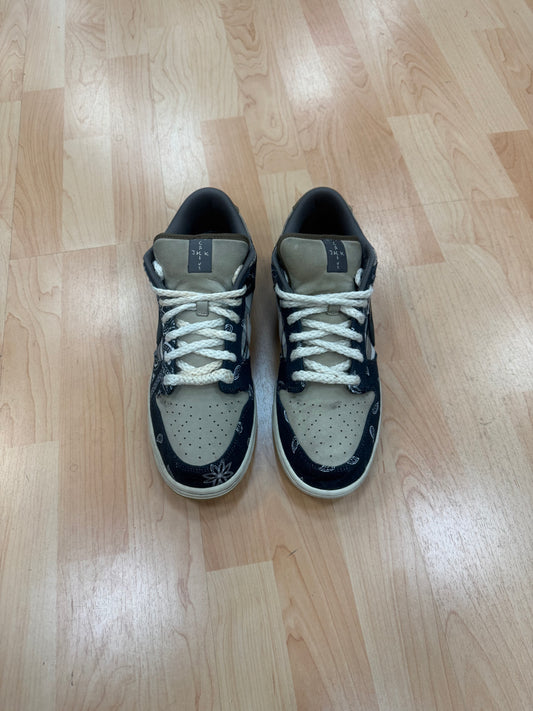 SB DUNK LOW TRAVIS SCOTT (PRE-OWNED)