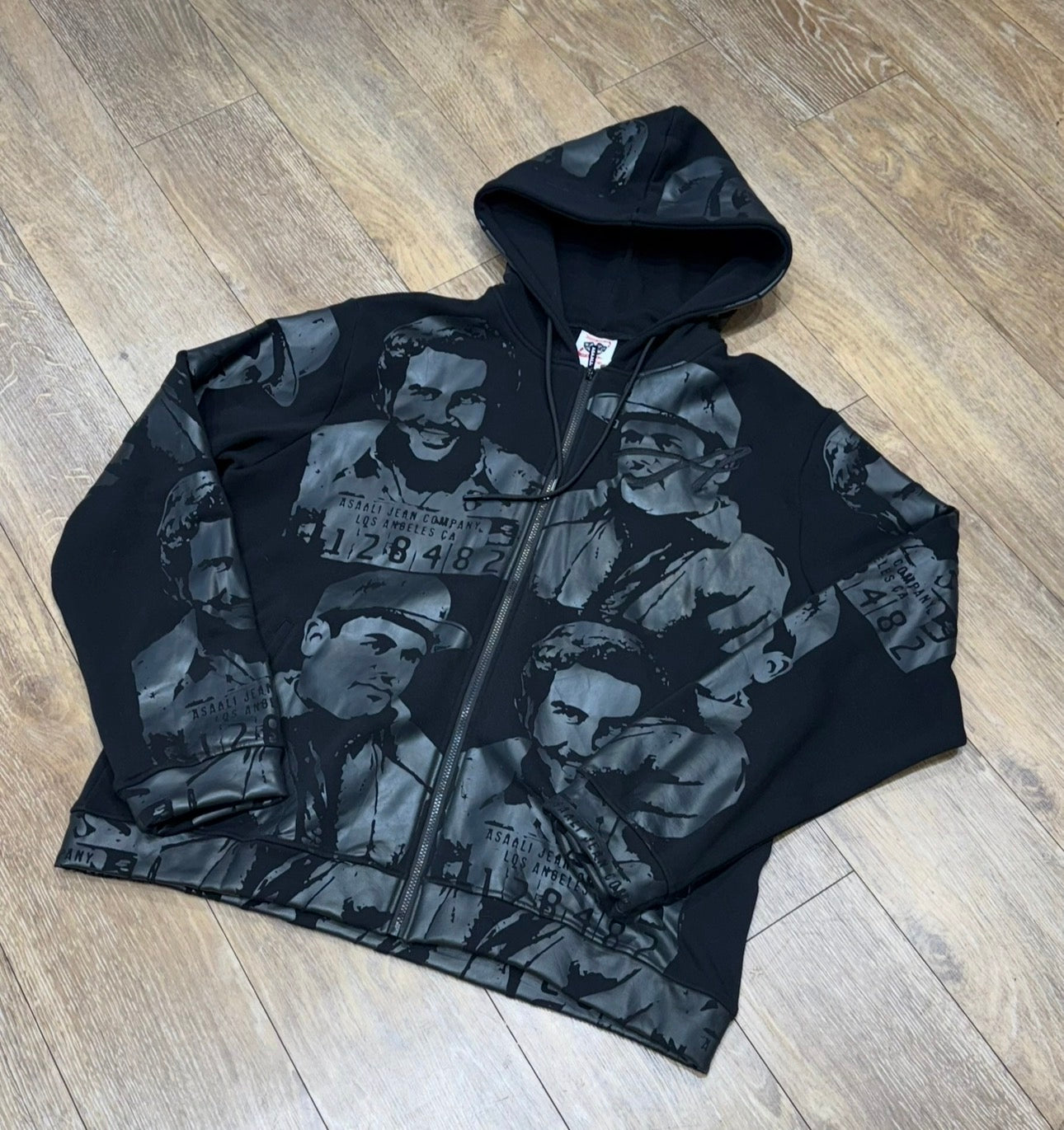 ASAALI MONOCHROME BLACK ZIP UP (LIGHTLY WORN) (DAILY DEAL)